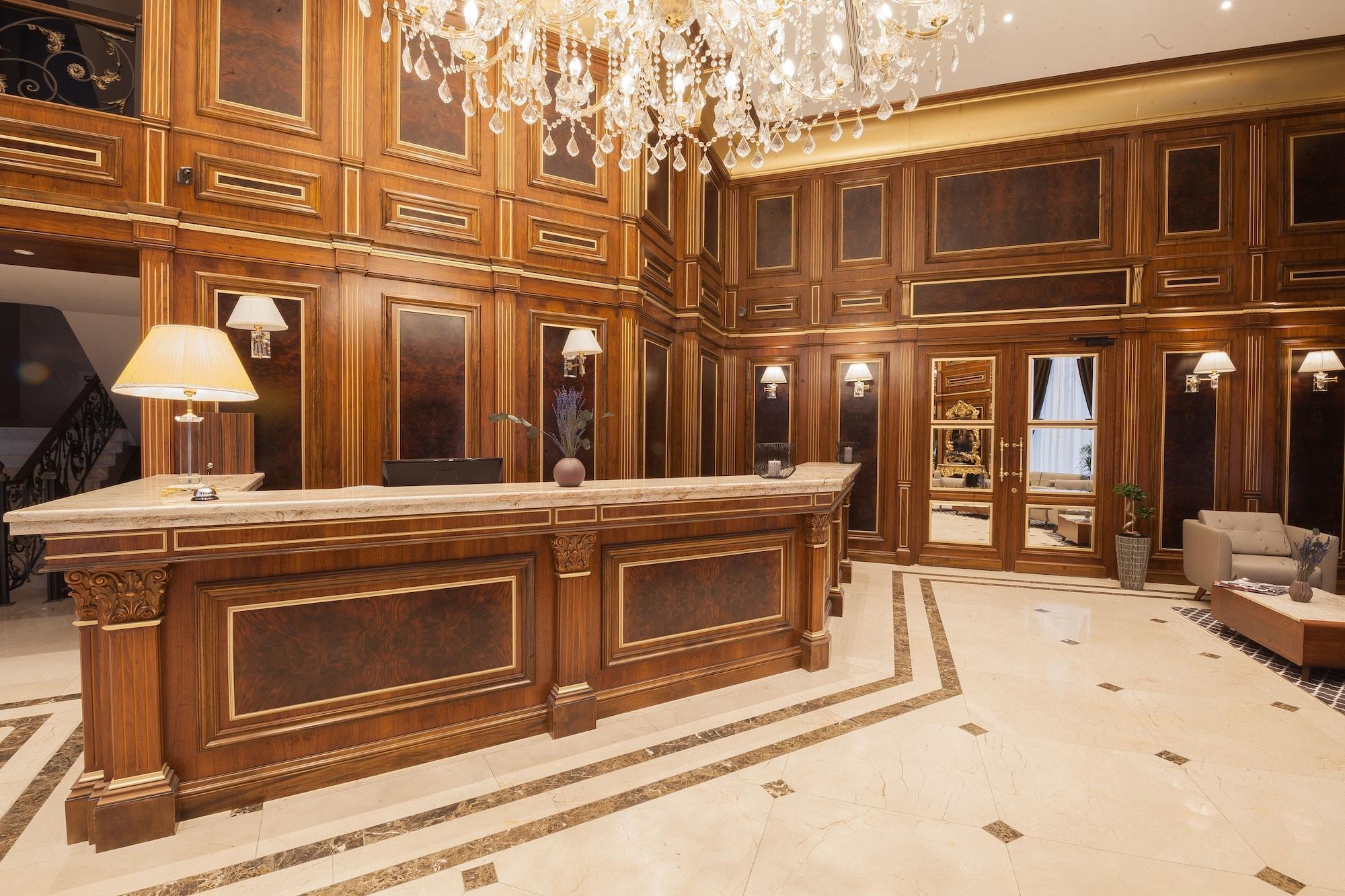 Hotel Royal Park Chişinau Exteriör bild